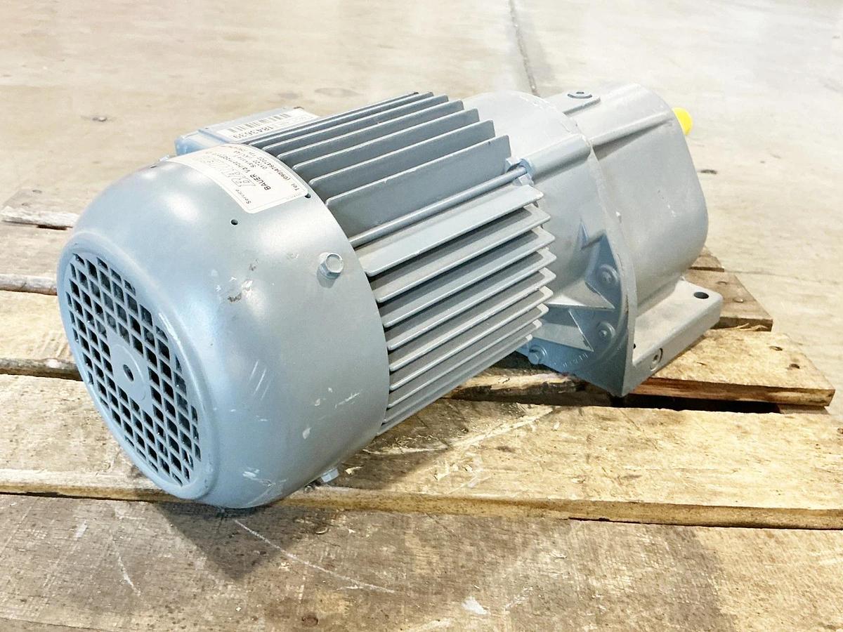 New Bauer G02-10/DK84-200-AS/M Gear Motor 575V 0.75KV 1420RPM 1.53A 60Hz