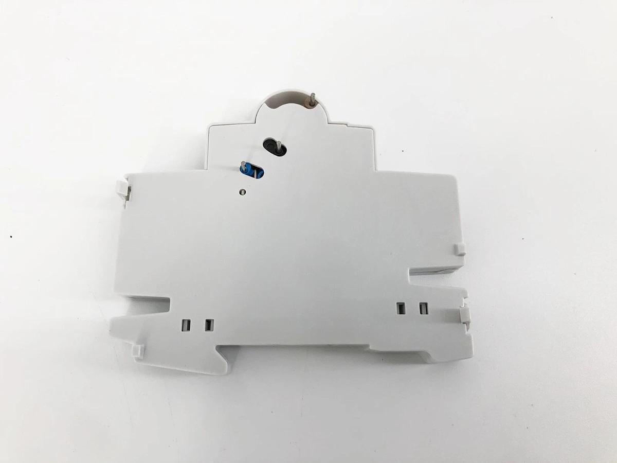 Lot of 2 New Allen Bradley 189-AR11 Ser. D Auxiliary Contacts 1NO/NC D166421