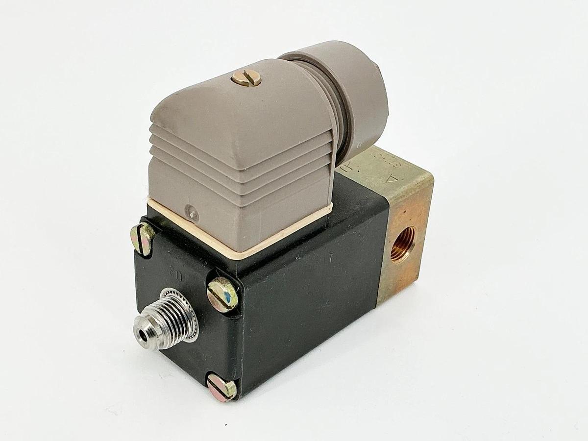 New Burkert 311-C-01.5-B-MS Solenoid Coil 24V 8W 16Bar -No Box