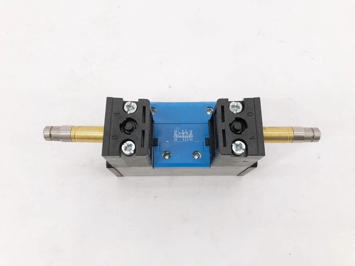 New Festo JMN1H-5/2-D-1-S-C Solenoid Valve 30-145psi 159689