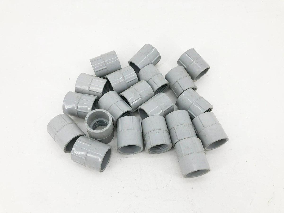 Lot of 20 New Kraloy FA07 3/4" PVC Female Threaded Adapters 078071