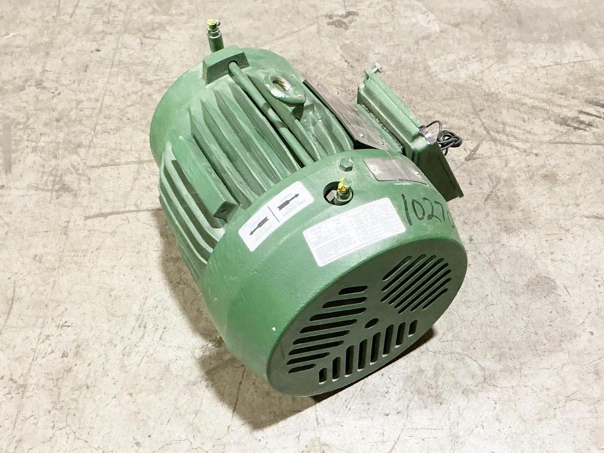 Used Toshiba B0032FLF30HHJ Electric Motor 3HP 575V 3510RPM 2.9A 3PH FCK1