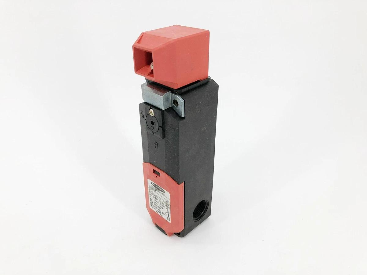 New Banner Engineering SI-LS42USG Interlock Switch Actuator 47872