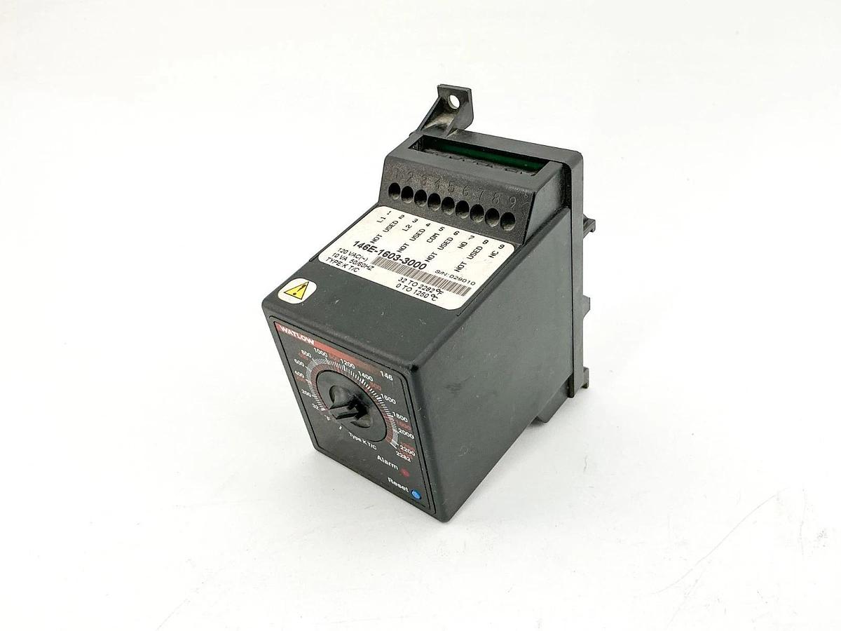 New Watlow 146E-1603-3000 Temperature Regulator 120V 10VA - No Box