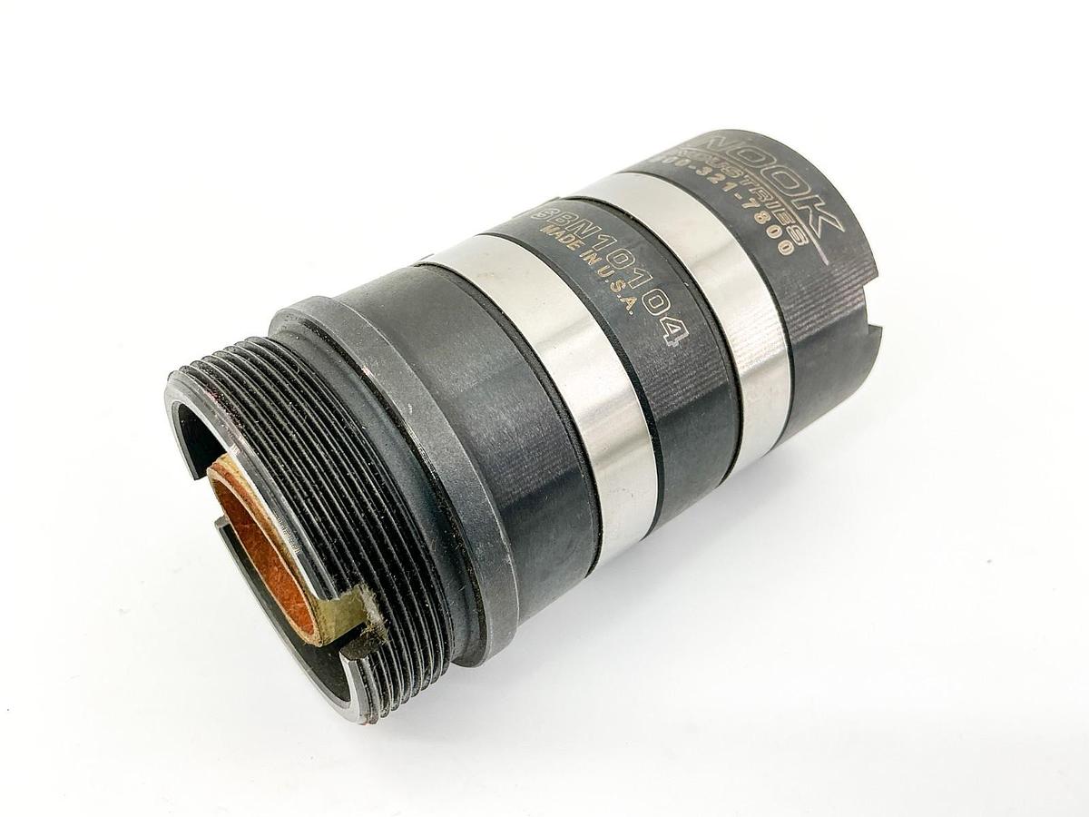 New Nook Industries SBN10104 Threaded Ball Nut Bearing 800-321-7800 - No Box