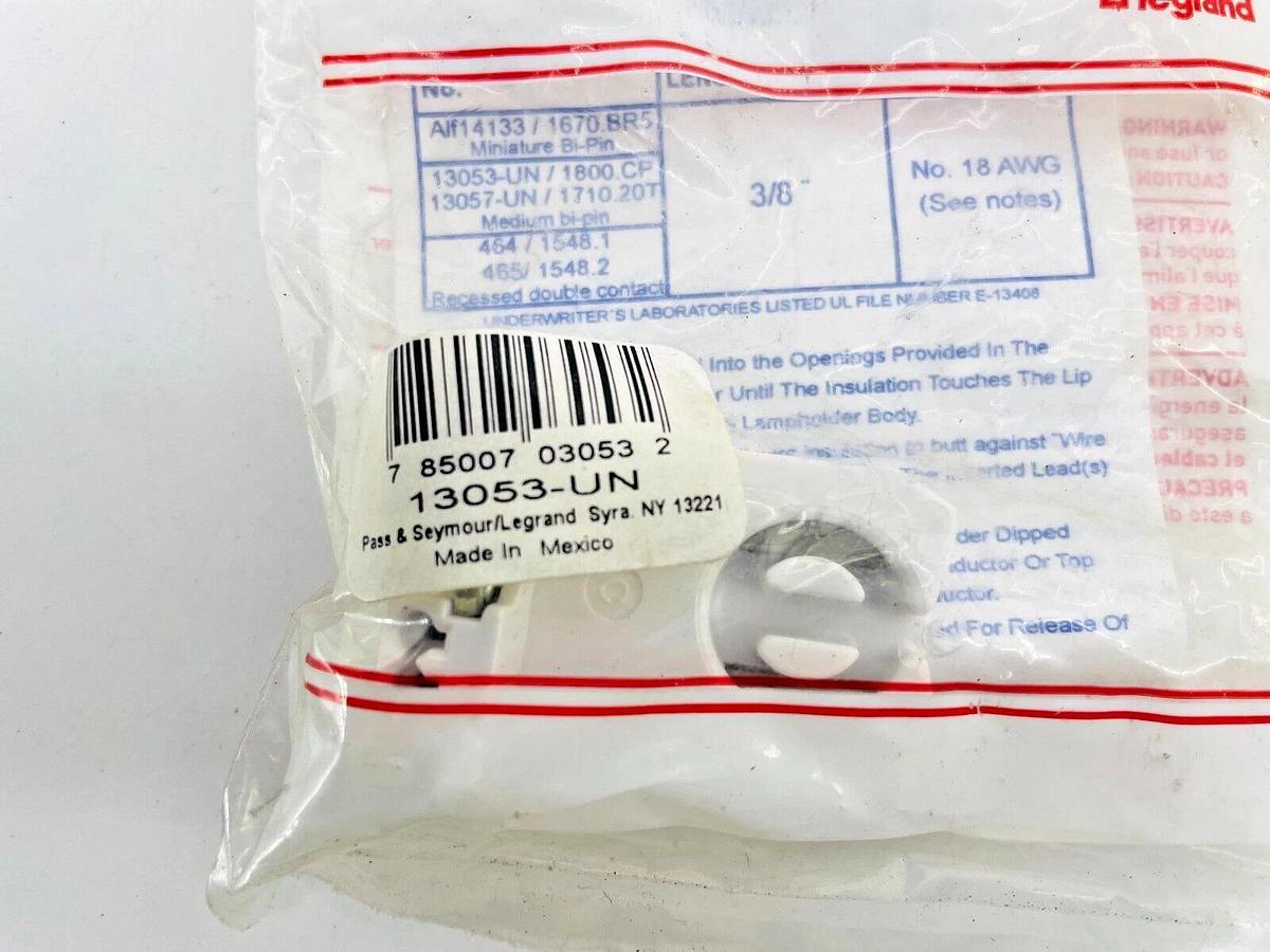 Lot of 6 New Legrand Pass & Seymour 13053-UN Fluorescent Lampholder White