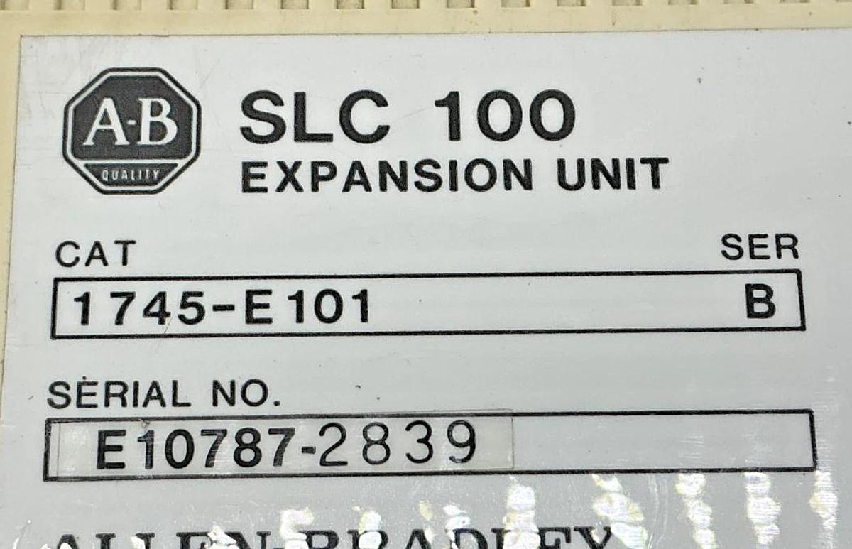 Used Allen Bradley 1745-E101 Ser B Expansion Unit SCL 100 PLC 2.5A 50/60HZ