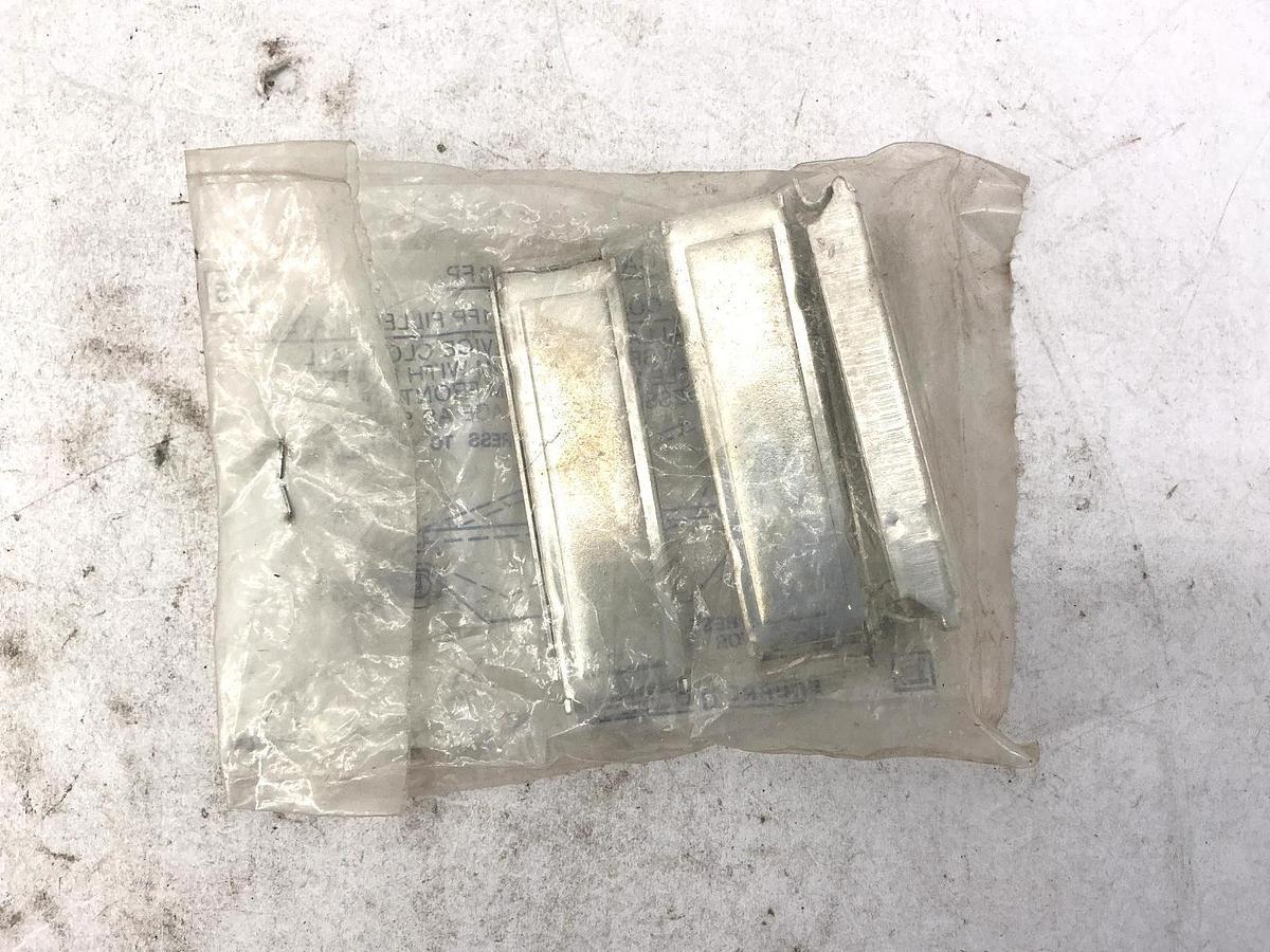 New Bag of 5 Square D QO-1FP Filler Plates Metal Silver 51897