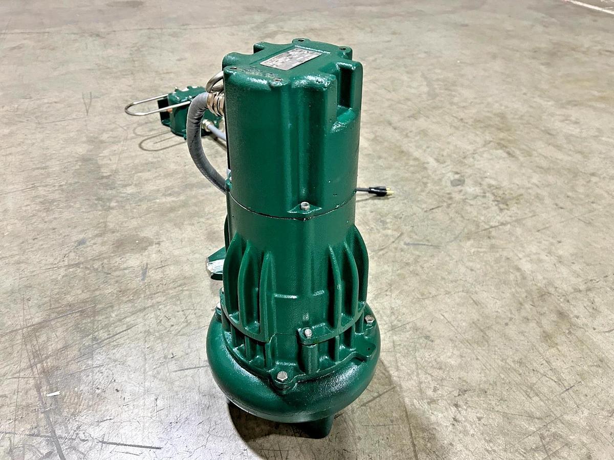 New Zoeller M3282-G Submersible Pump 115V 1/2HP 1PH 10.3A 1725rpm 3282-0006