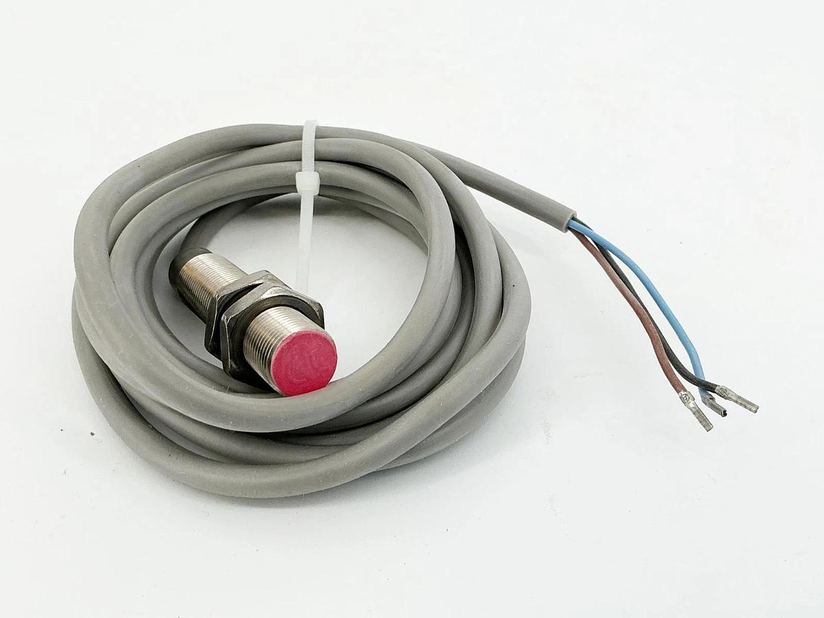 New IPF IB120150 Proximity Sensor 10-35VDC 120mA