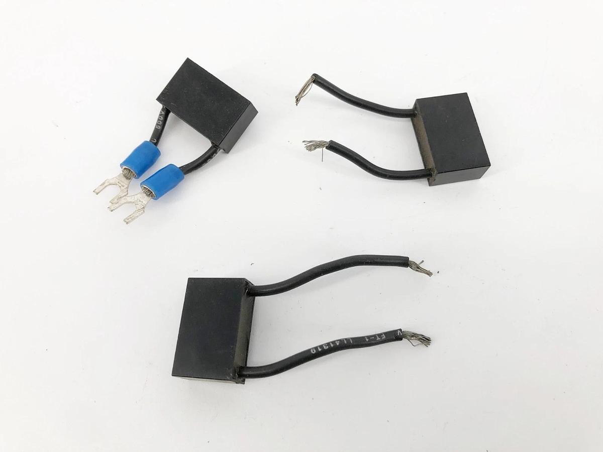 Used Lot of 3 Electrocube RG1983-3 Capacitors ±10% 200VDC 1/2W