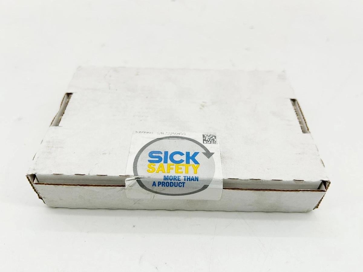 New Sick RLY3-OSSD300 Safety Relay 30VDC 1099969 - Sealed Box