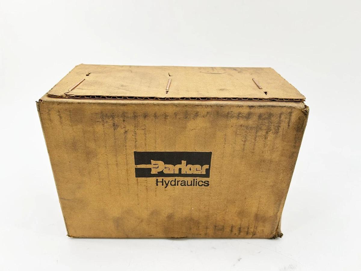 New Parker D3W11ENYC5-32 Direct Control Solenoid Valve Sealed