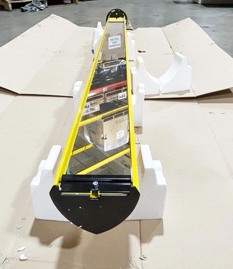 New Sick PM3C19-0003000 Mirror Column 1043455