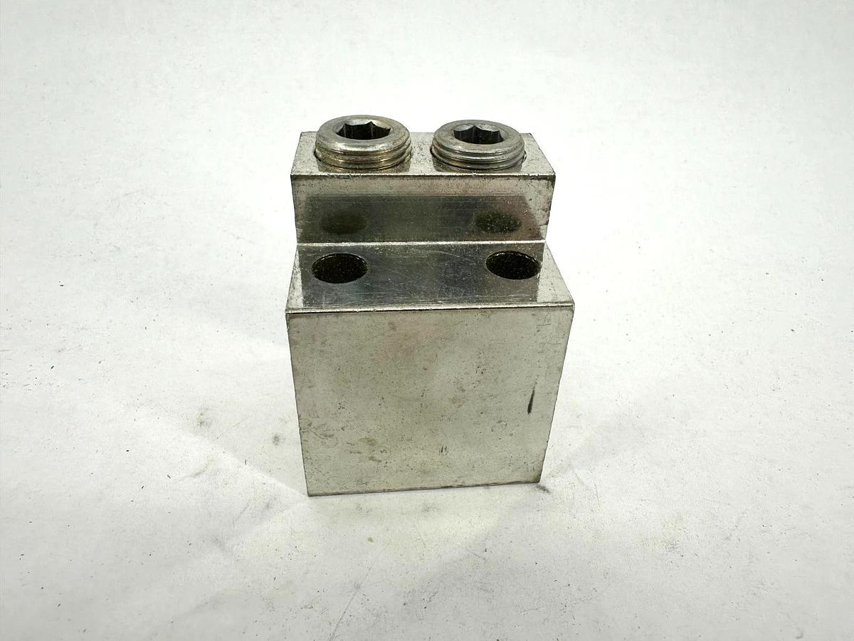 New Siemens TA2K500 MCCB Lug Kit Assembly - Missing Parts See All Photos
