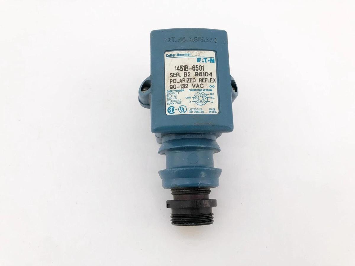 Used Eaton Cutler-Hammer 1451B-6501 Polarized Reflex Sensor 90-132VAC Ser. B2