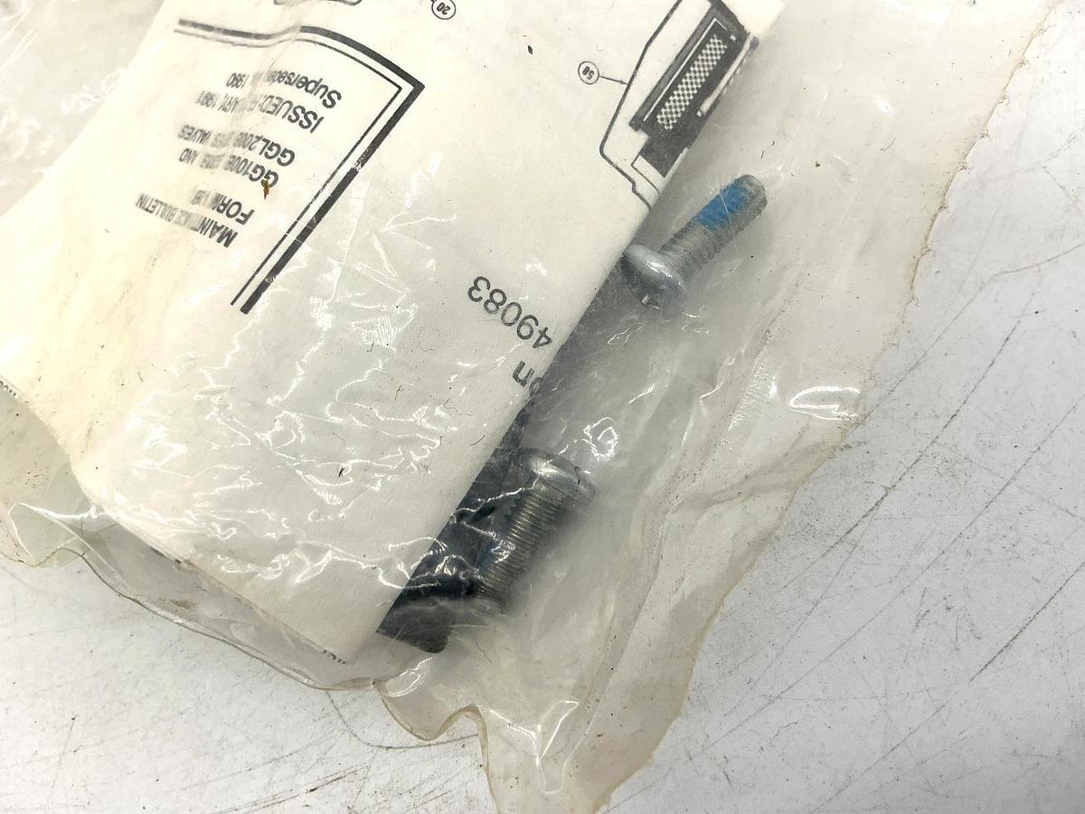 Lot of 2 New Parker PS5407 GG End Cover Service Kit