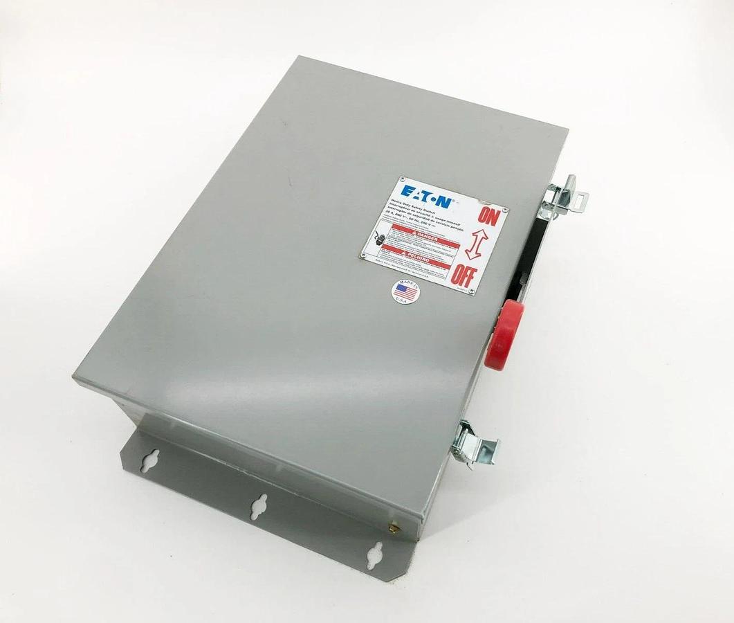 New Eaton DH461UDK Non-Fusible Safety Switch 600VAC 250VDC 30A 4P NEMA 12/3R