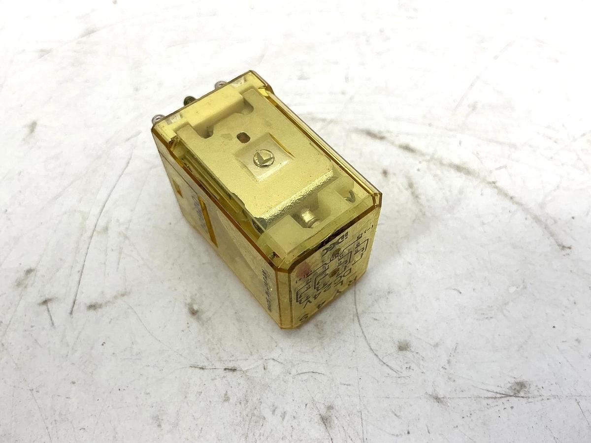 Lot of 3 New IDEC RY4S-ULDC24 Miniature Relay 14-Pin 24VDC 4-Pole