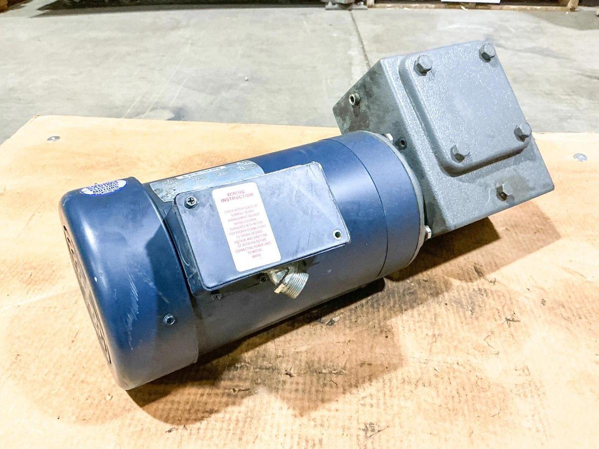 Used Leeson Dayton 121035.00 Electric Motor Model C145T17FC35D W/ S6MDF3111N Gear Box