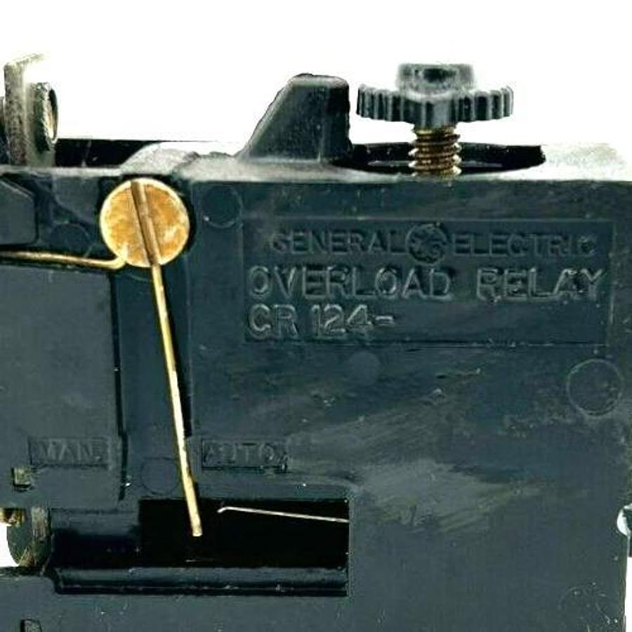 Used GE General Electric CR124 Overload Relay