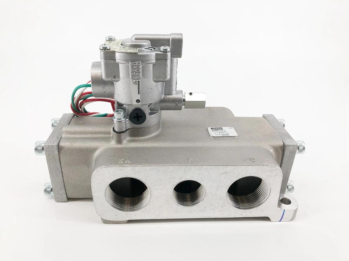 New Parker L7058360249 Solenoid Air Control Valve 24VDC 1" 2-Pos. K025303549