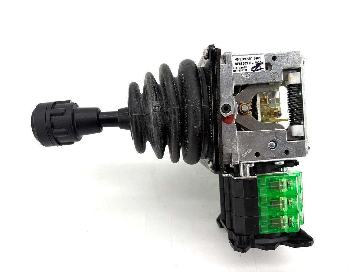 New J.R. Merritt VNSOV-101.6465 2-Axis Joystick Spring Returns to Center
