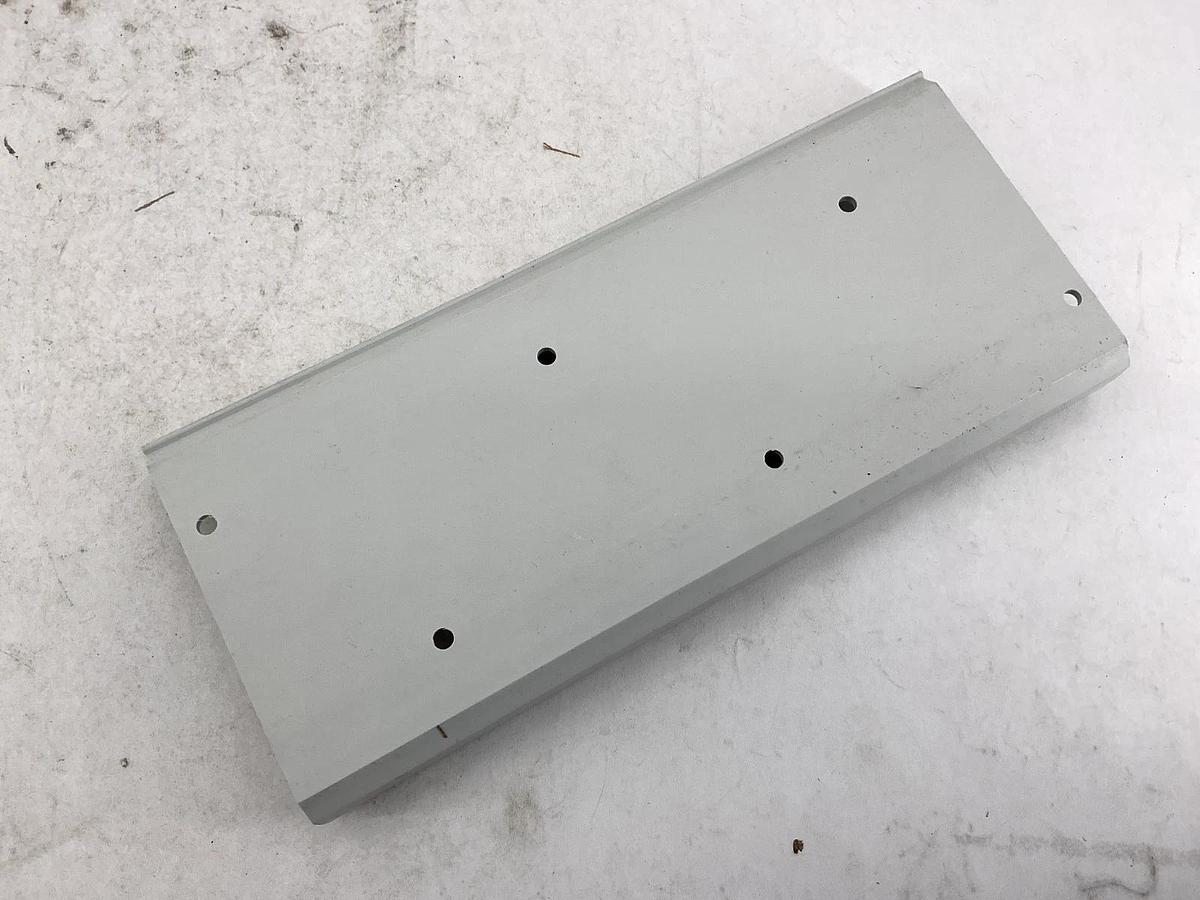 New OPTO 22 SNAP-B8M Module Rack 8-Modules 2.6A 5.2VDC