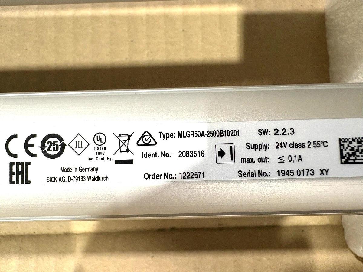 New Sick MLG50A-2500B10801 MLG-2 Automation Light Grid Sender/Receiver 1222671