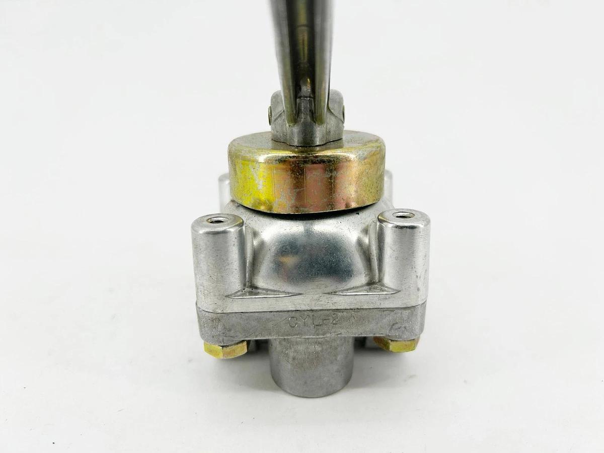 New Barksdale 9022-MC-G Shear-Seal Directional Control Valve - No Box