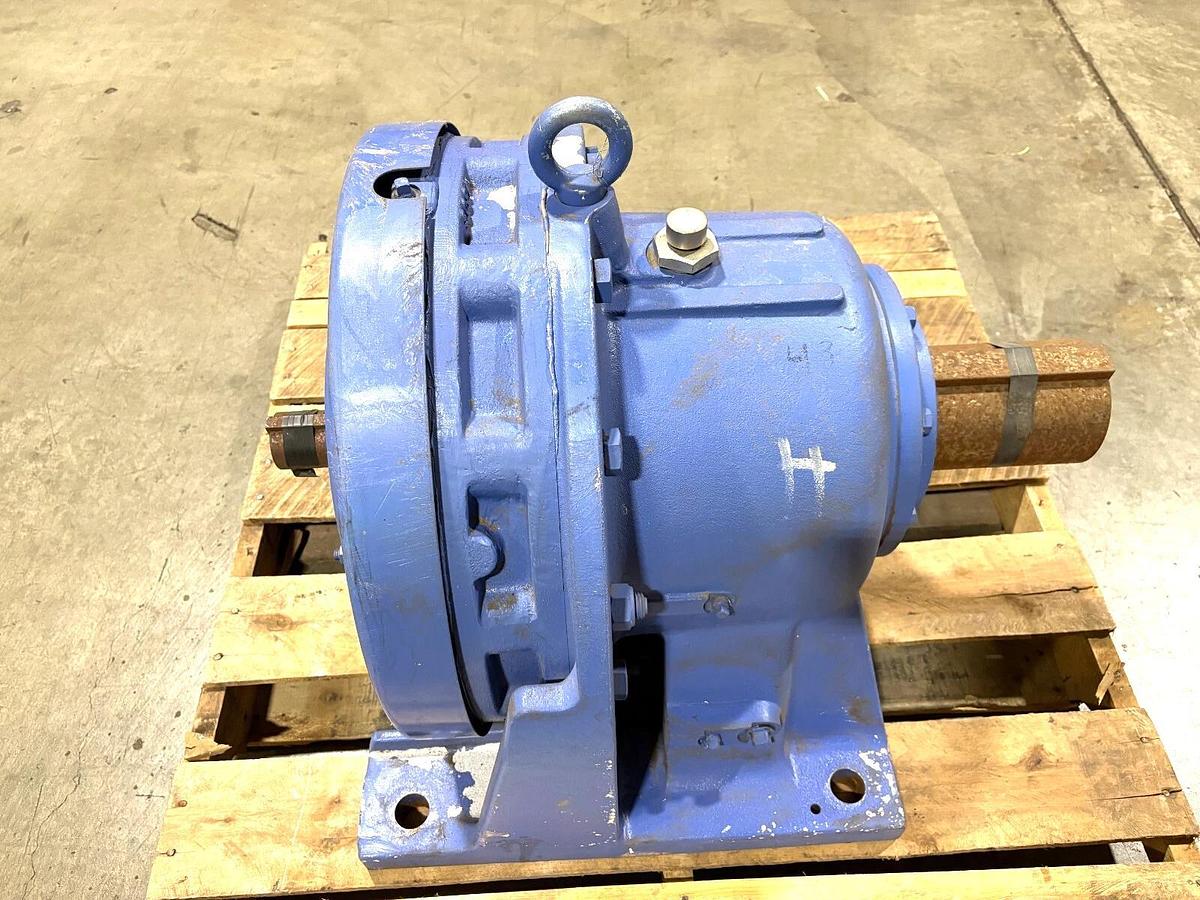 New Sumitomo CHH-6225Y-11 Cyclo 6000 Speed Reducer 11:1 Ratio 134HP 1750RPM