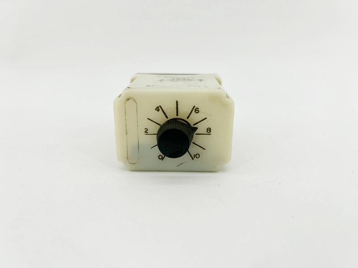 Used Magnecraft W211ACPSOX-5 Time Delay Relay, 120VAC 10A 0.1-10S