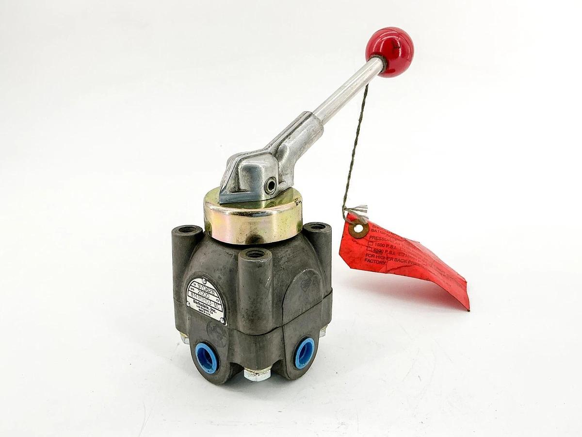 New Barksdale 8141R1H03-MC 2 Way Control Valve 2000PSI