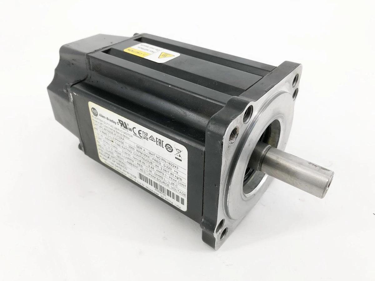 New Allen Bradley VPL-B1002E-PJ12AA Ser. A Servo Motor 480V 3PH 3300rpm - No Box