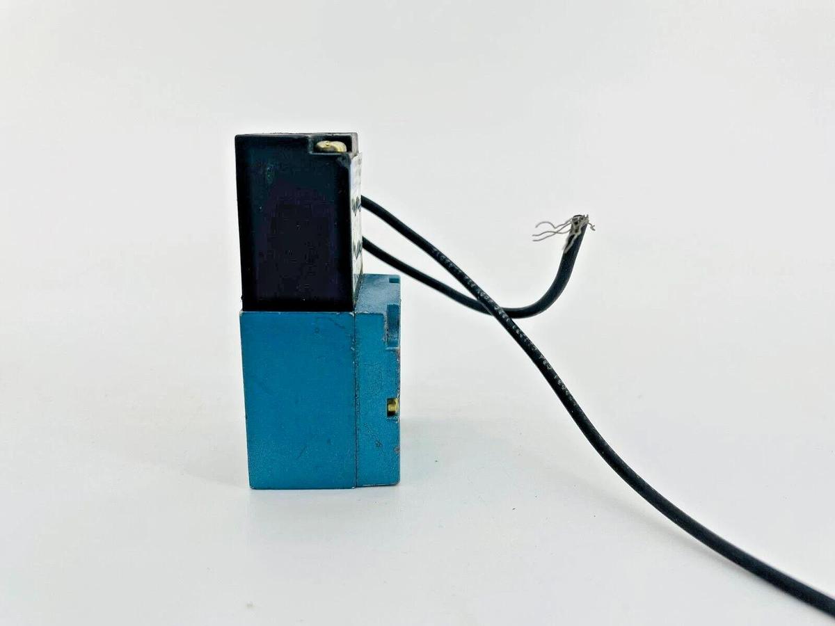 Used Mac Valves 45A-DH2-DAAA-1BA Solenoid Valve 110/120V 5.4W