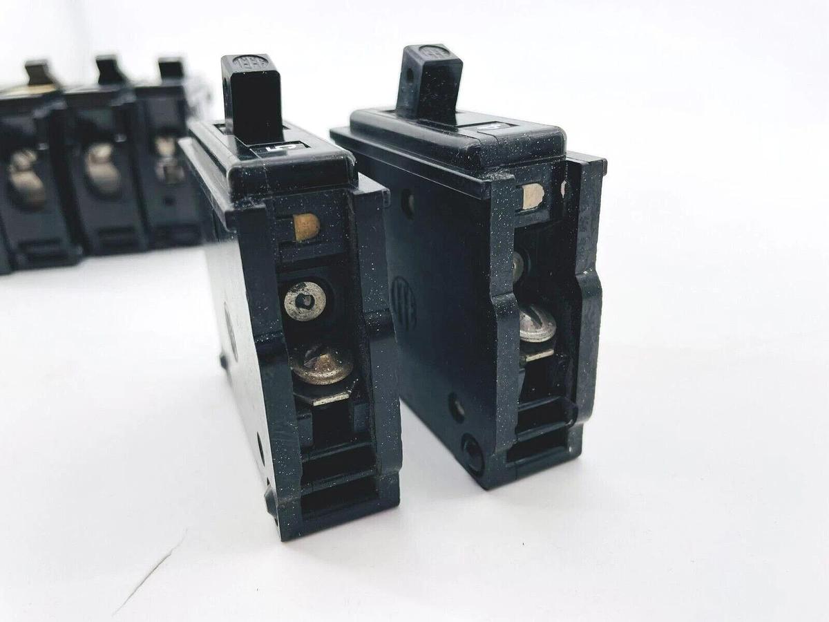 Used Lot of 6 Circuit Breakers Cutler Hammer Crouse Hinds Square D 20A 15A 30A