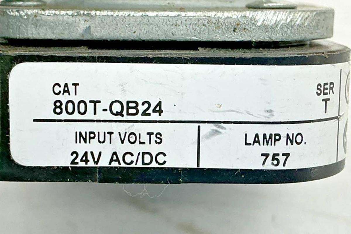 New Allen Bradley 800T-QB24 Ser T Illuminated Push Button No Lens 24V - No Box