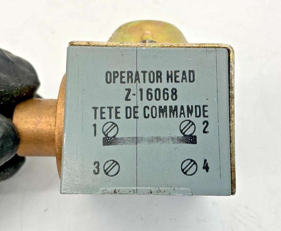 New Allen Bradley Z-16068 Limit Switch Operating Head Renewal Part - No Box