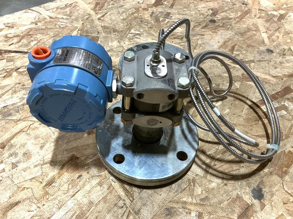 New Rosemount 1151DP4S22S2B1 Pressure Transmitter 285PSI 4-20mA 45VDC No Box