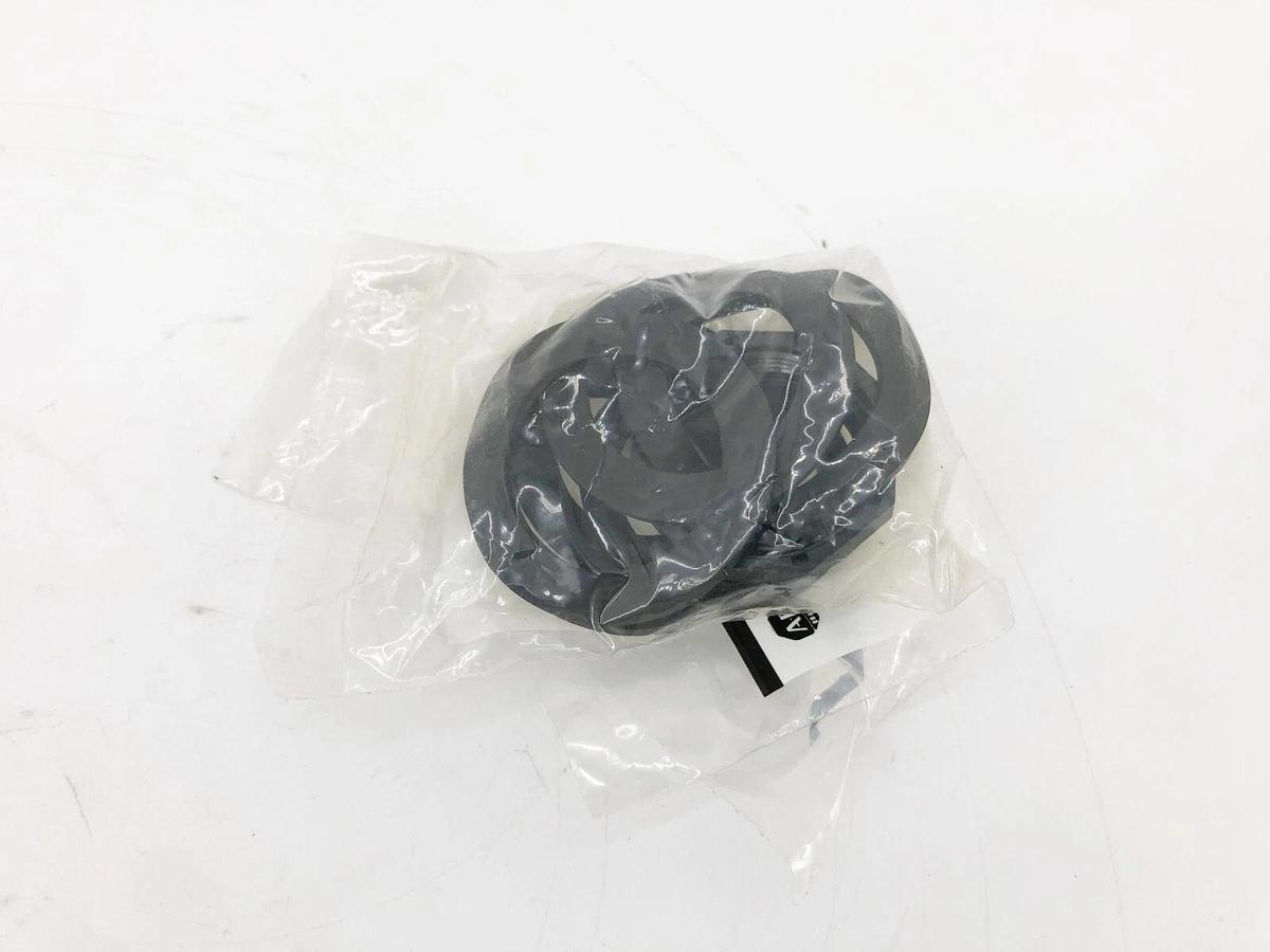 New Allen-Bradley 800H-AR6D1 Ser. F Red Flush Head Momentary Pushbutton 30mm