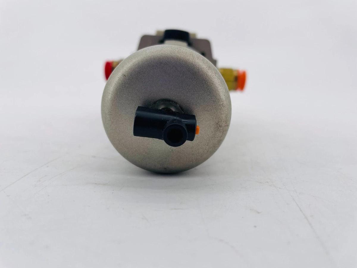 Used SMC US18698 Filter Regulator 0-60PSI