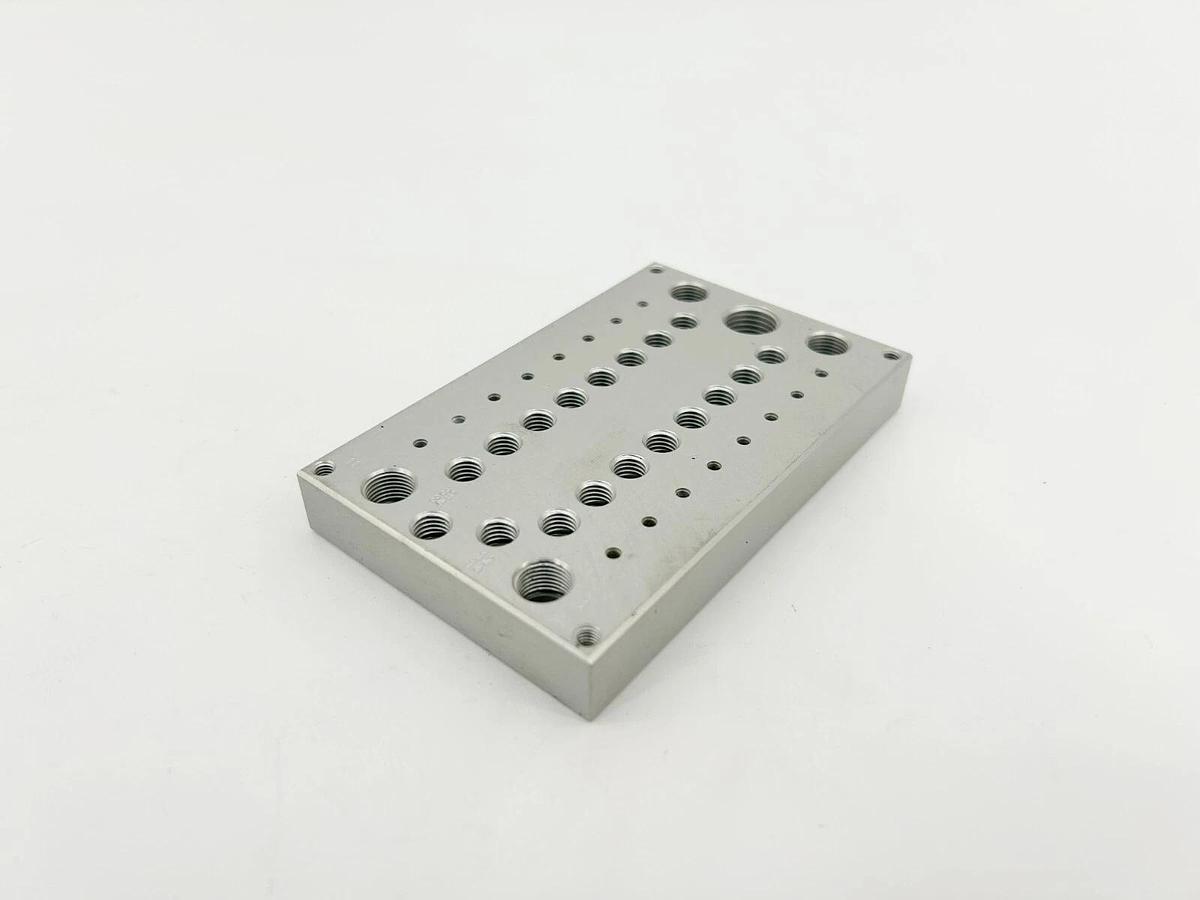 New Festo CPV10-VI-P8-M7 Multi-Pin Valve Manifold, 163893