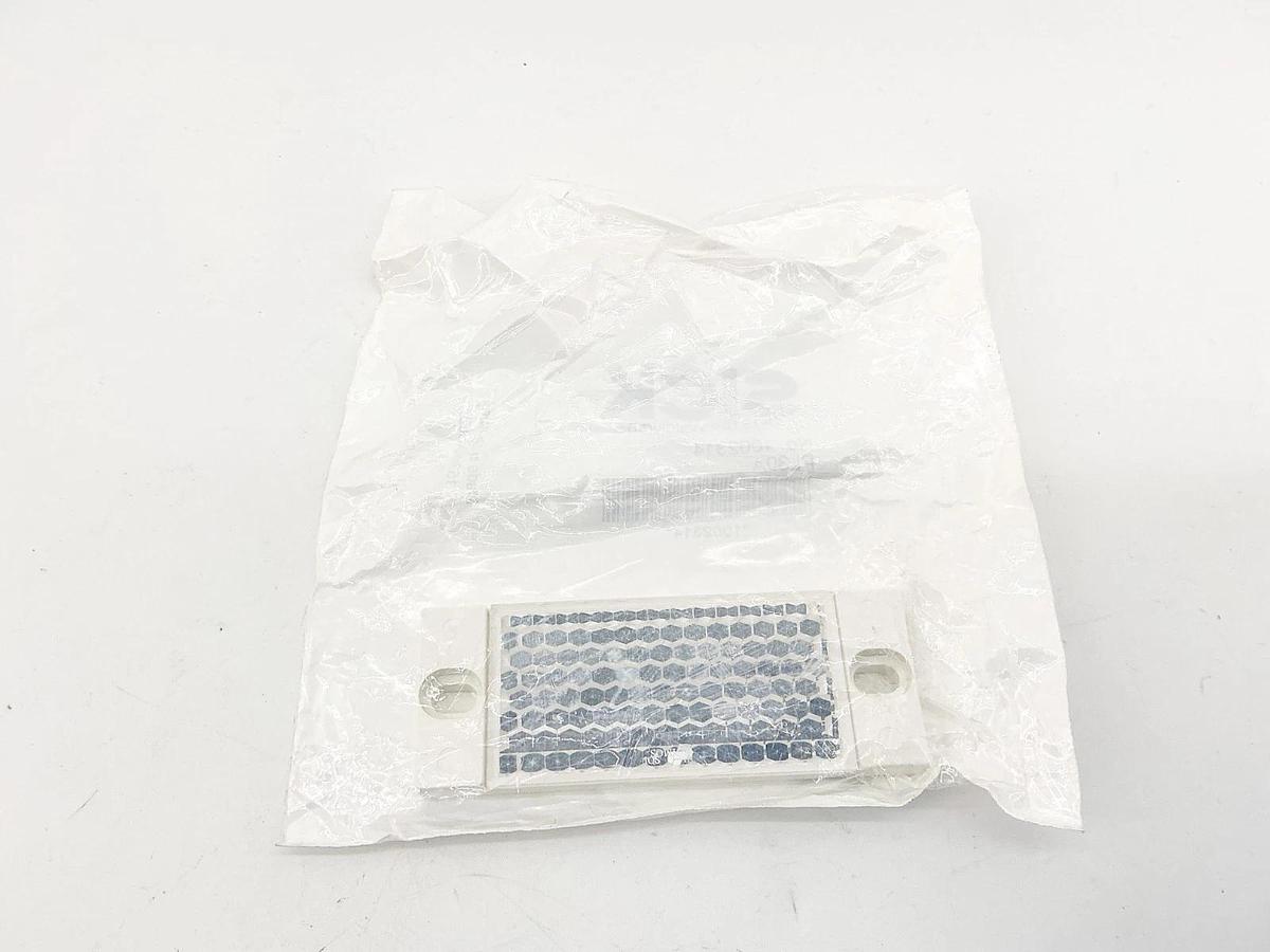 New Sick 1002314 Reflector PL30A D-79183