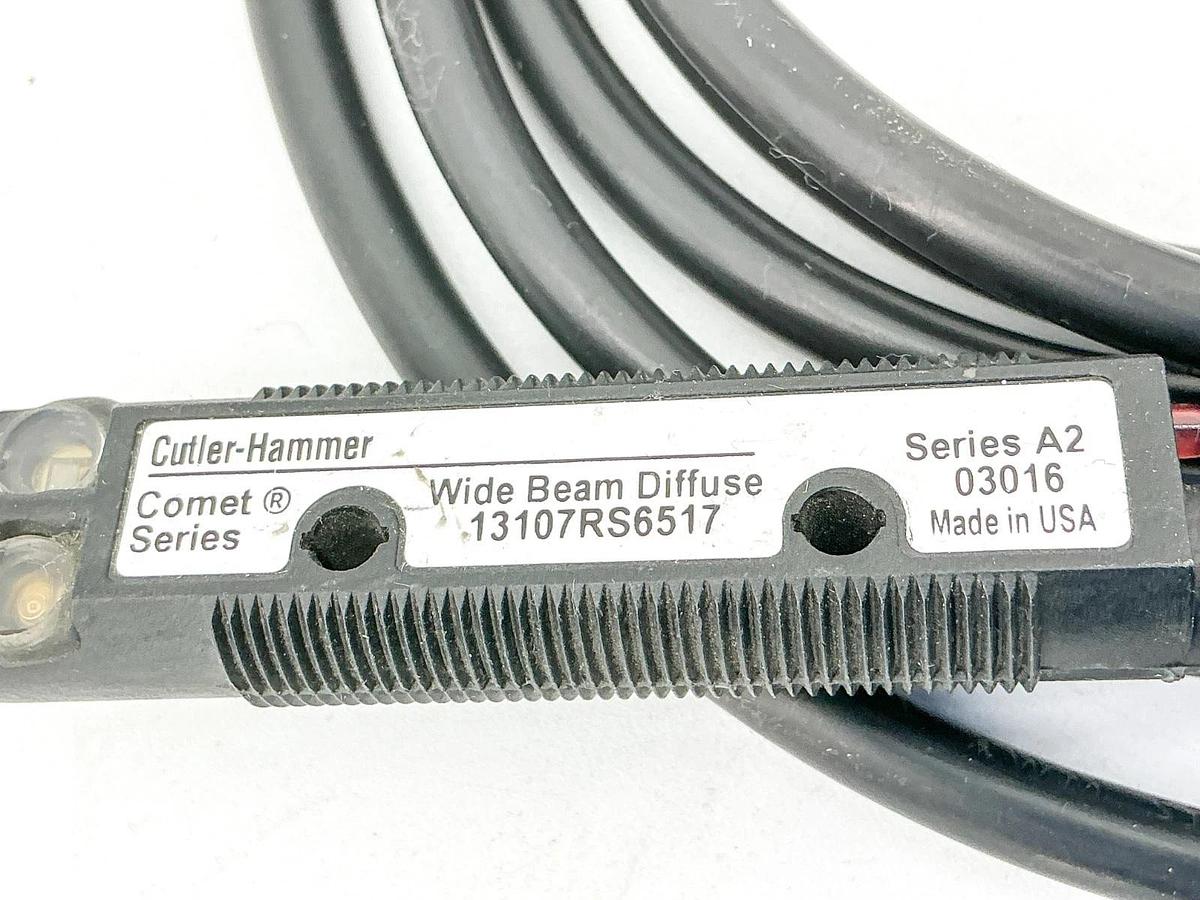 New Cutler Hammer 13107RS6517 Photoelectric Sensor 10-30VDC 1W - No Box