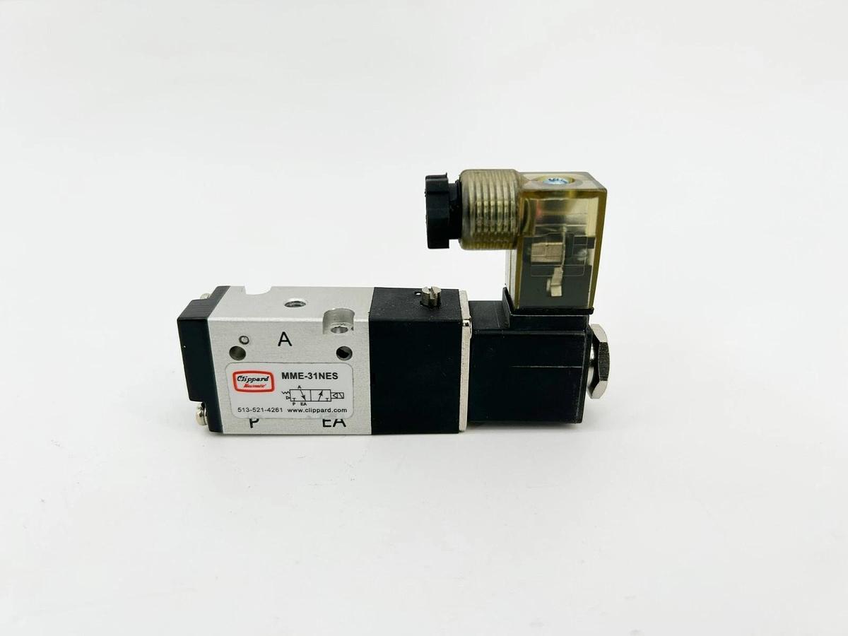 New Clippard Maximatic MME-31NES 19B15 3-Way Pneumatic Solenoid Valve, 24VDC