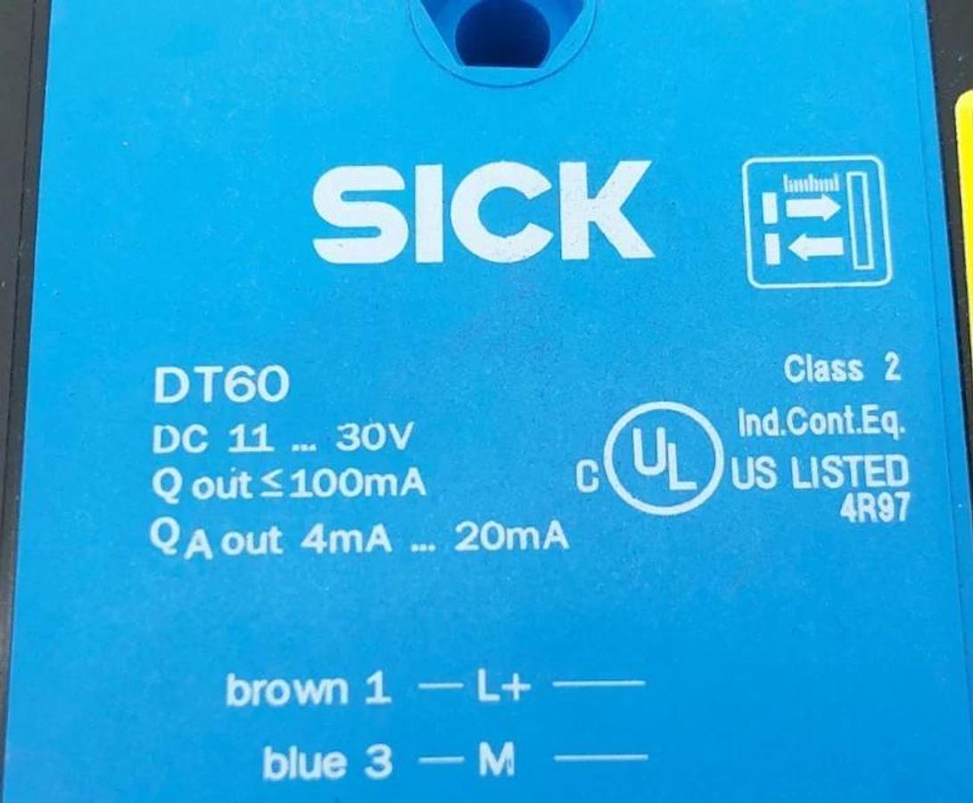 New Sick DT60-N211B Distance Measuring Device 1025846