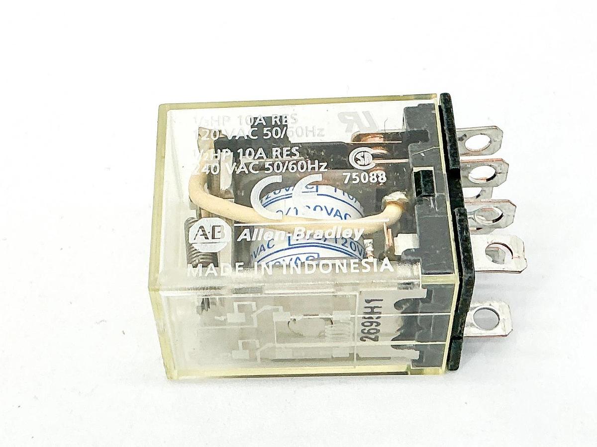 Lot of 4 Allen Bradley 700-HF32A1 Relay 120Vac 50/60Hz Ser.B