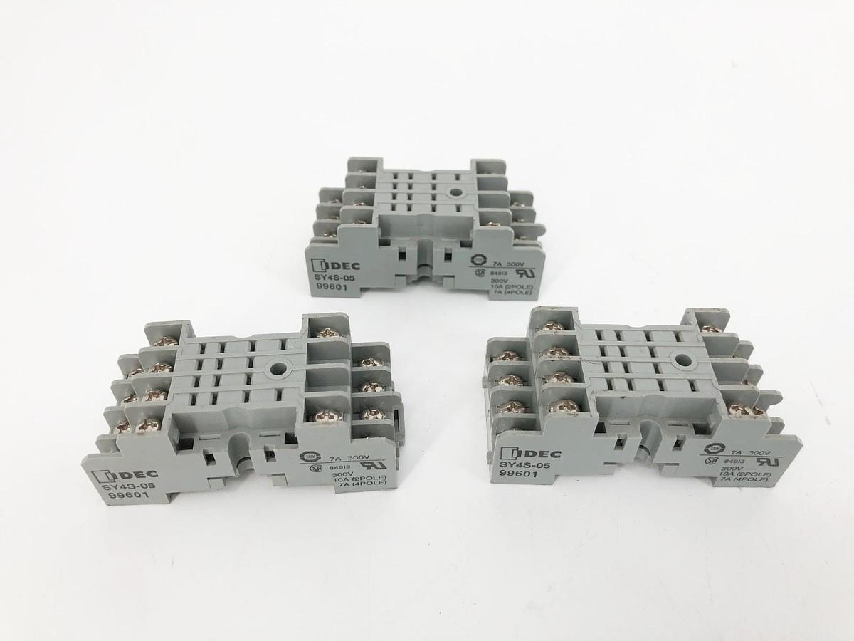 Lot of 3 New Idec SY4S-05 Relay Socket Bases 300V - No Box