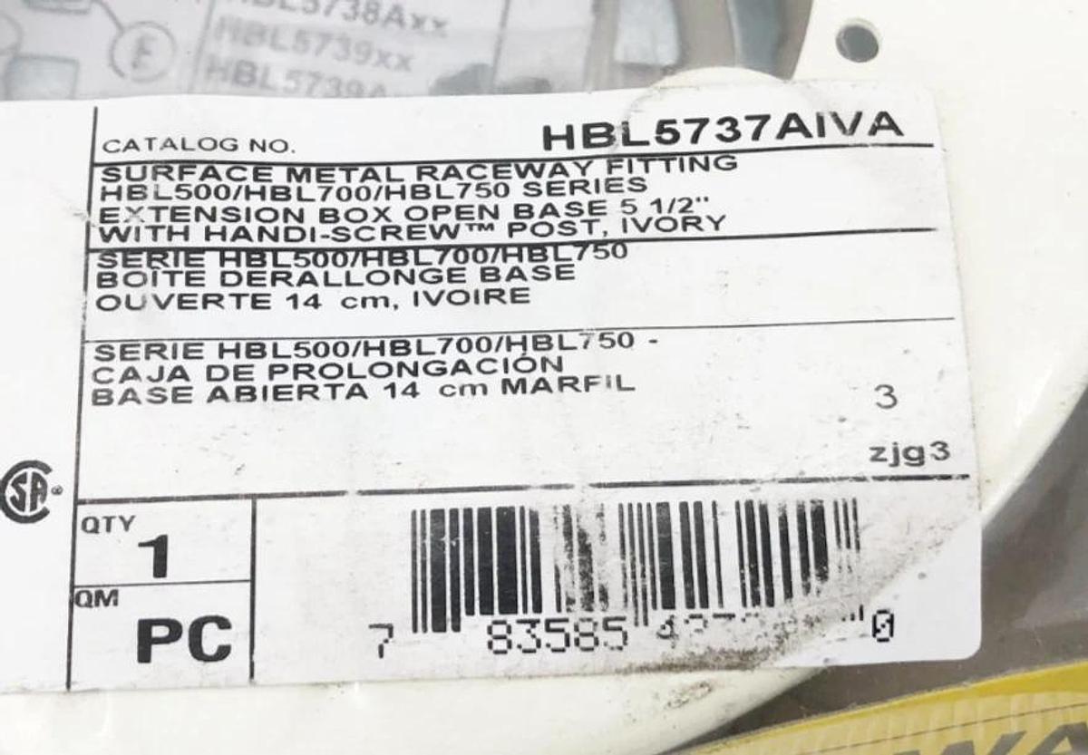 New Hubbell HBL5737AIVA Surface Metal Raceway Fitting 5-1/2" Ivory