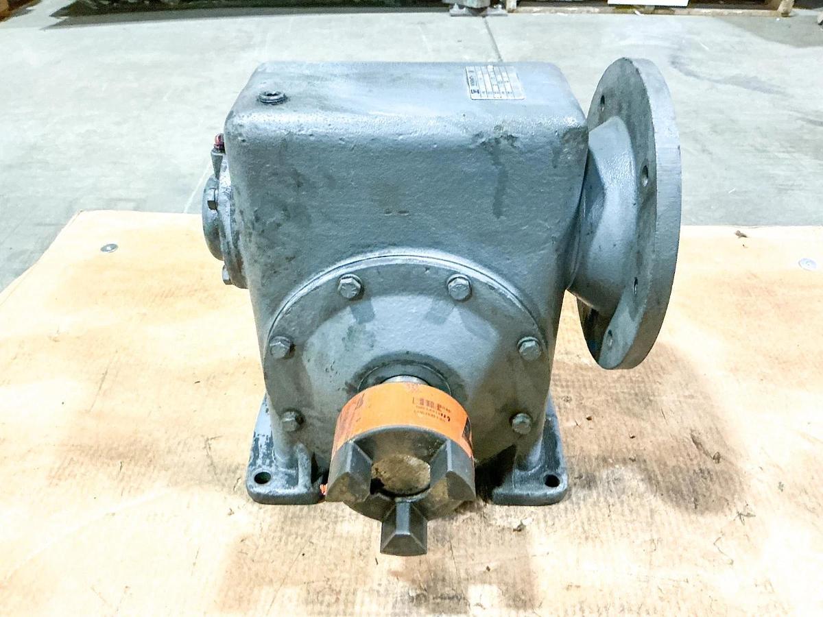 Used Winsmith 007MCTS33000DN Gear Box 20 Ratio 1800RPM 4.41 Input HP 7MCT